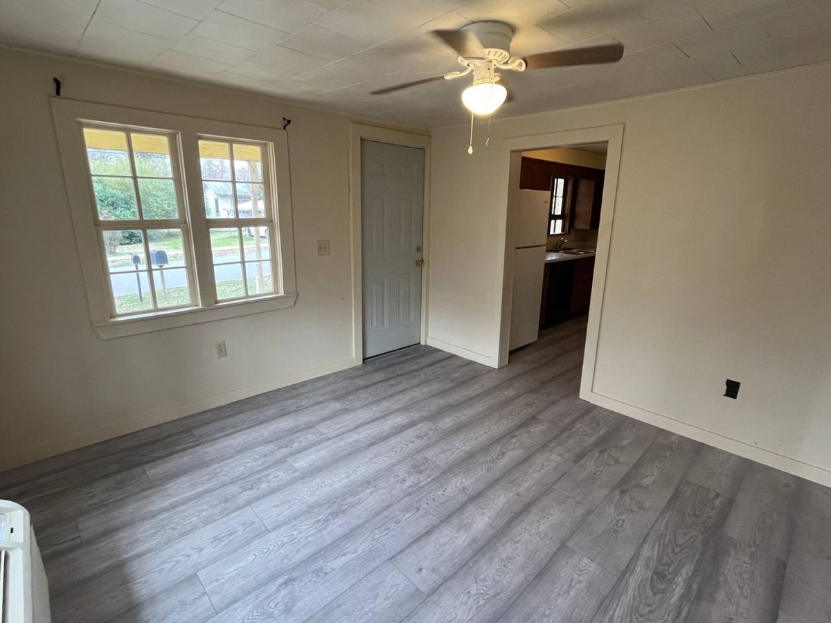 House for rent at 302 S Elizabeth St, Dover, AR 72837