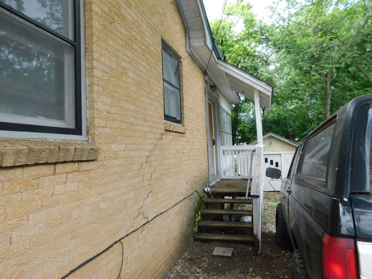 Apartment for rent at 317 W 35th St, Austin, TX 78705