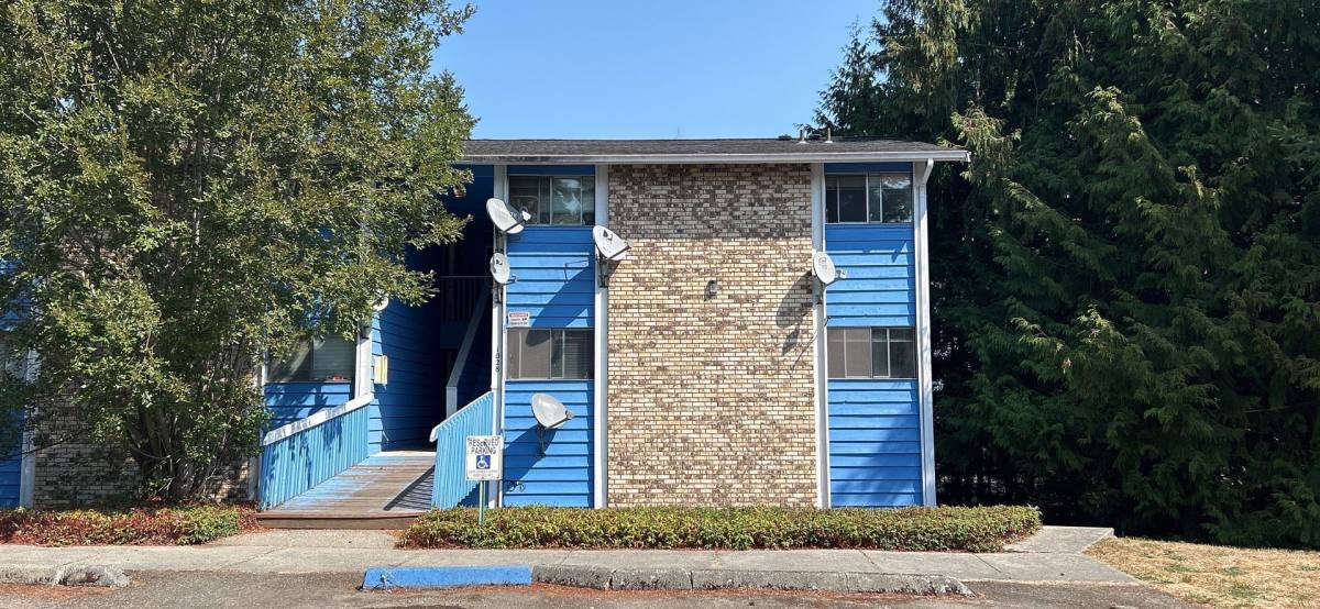 Apartment for rent at 1028 W 17th St, Port Angeles, WA 98363