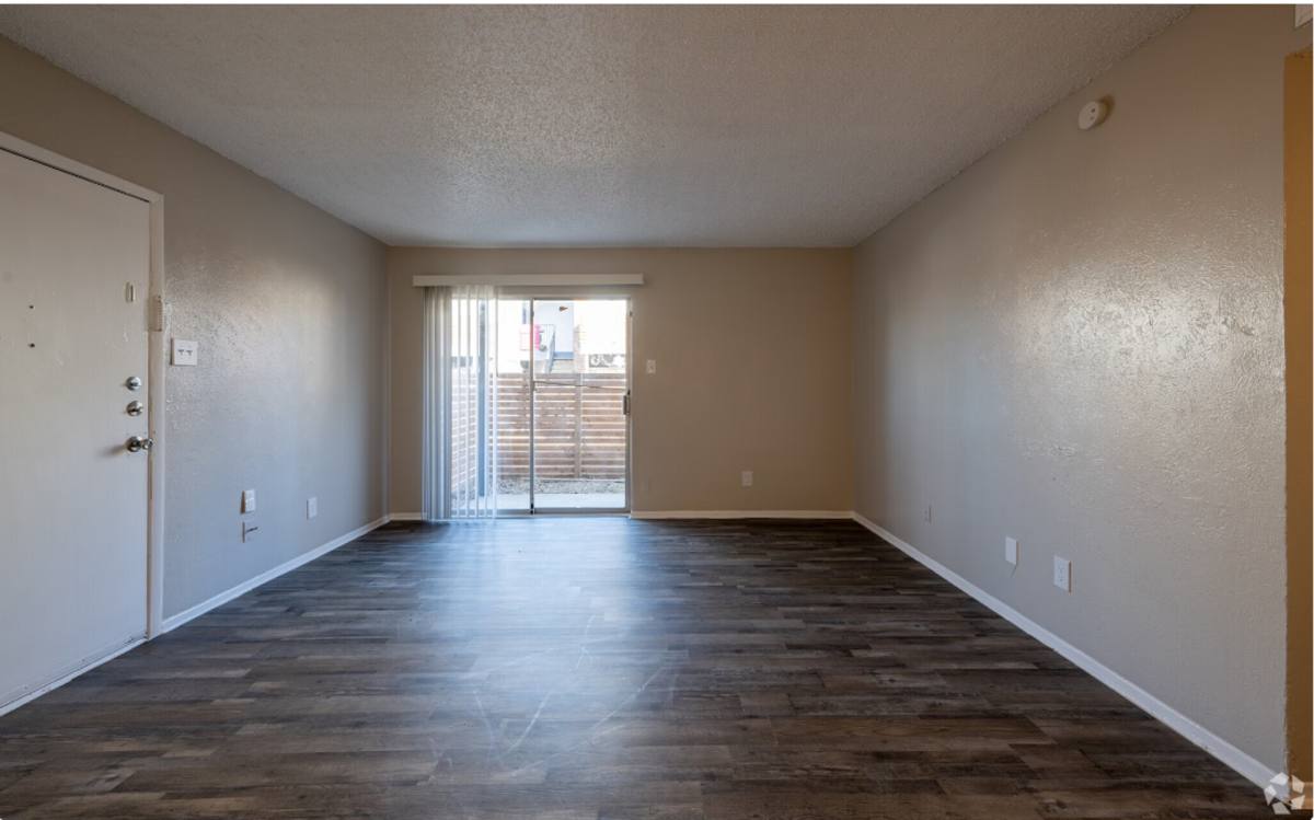 Apartment for rent at 1300 E Dallas St, Mansfield, TX 76063