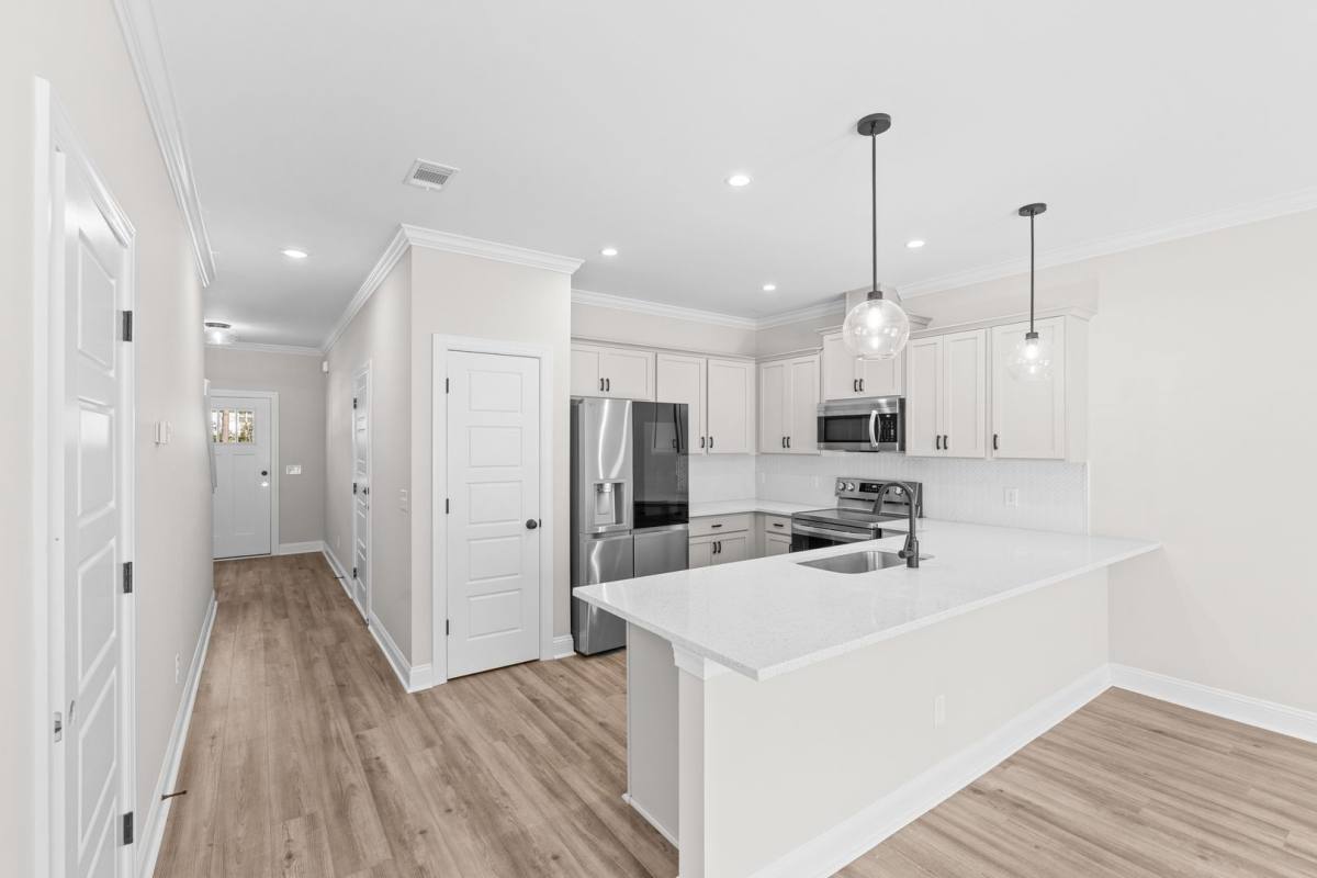 Apartment for rent at 2589 Harris Trail, Richmond Hill, GA 31324