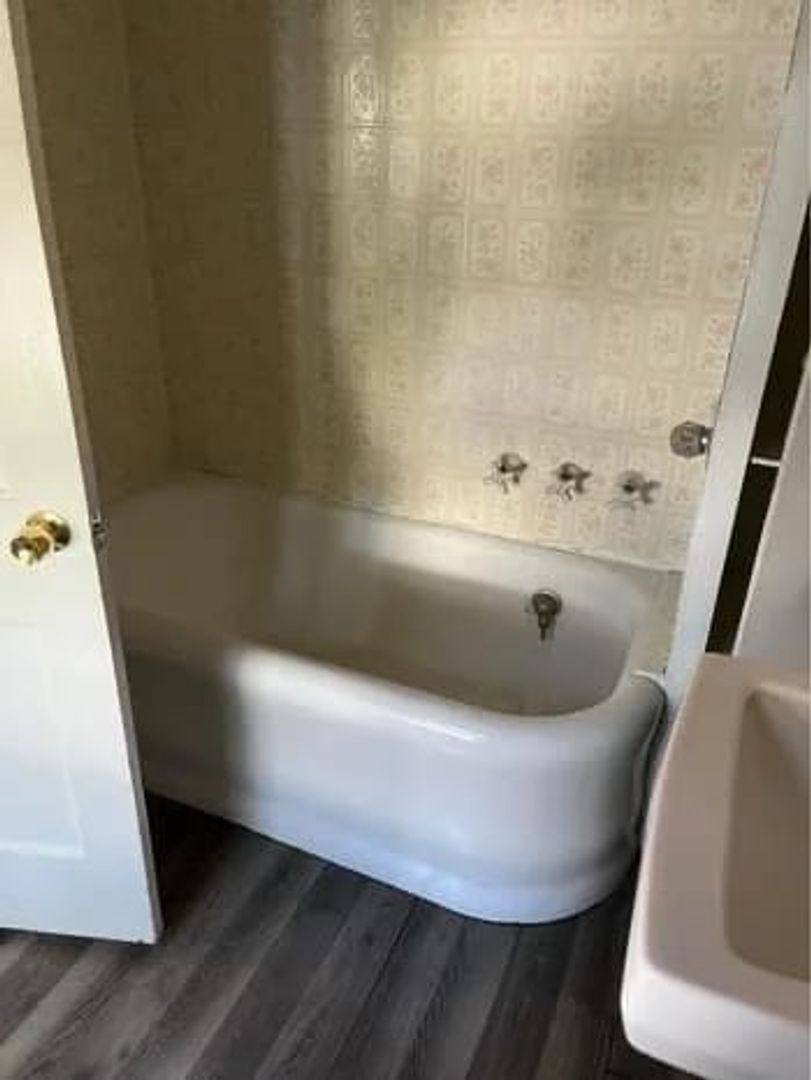 Apartment for rent at 406 S 6th Ave, Wausau, WI 54401