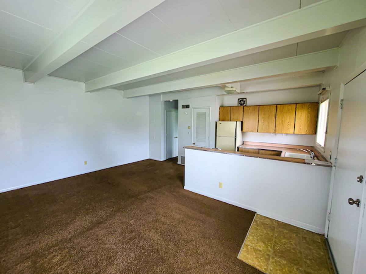 Apartment for rent at 915 Ashland Rd, Columbia, MO 65201