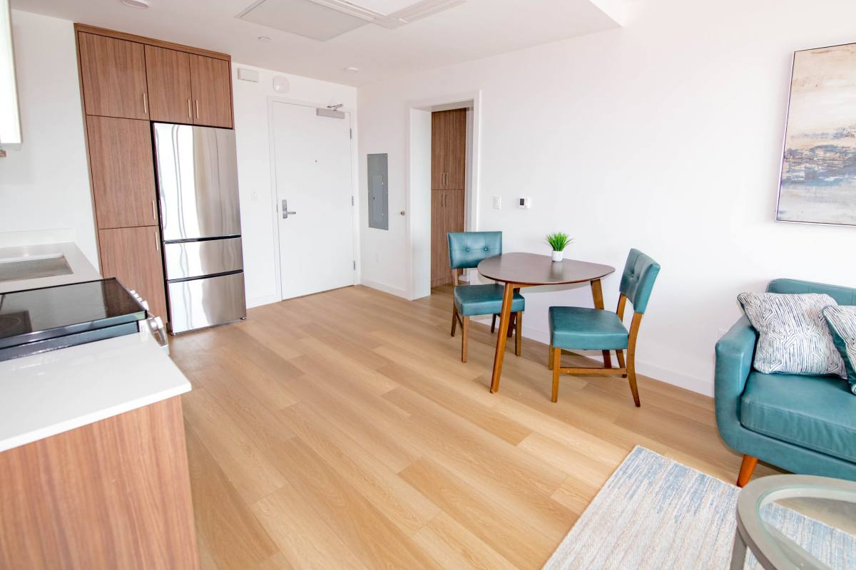 Apartment for rent at 2853 W Blvd #303, Los Angeles, CA 90016