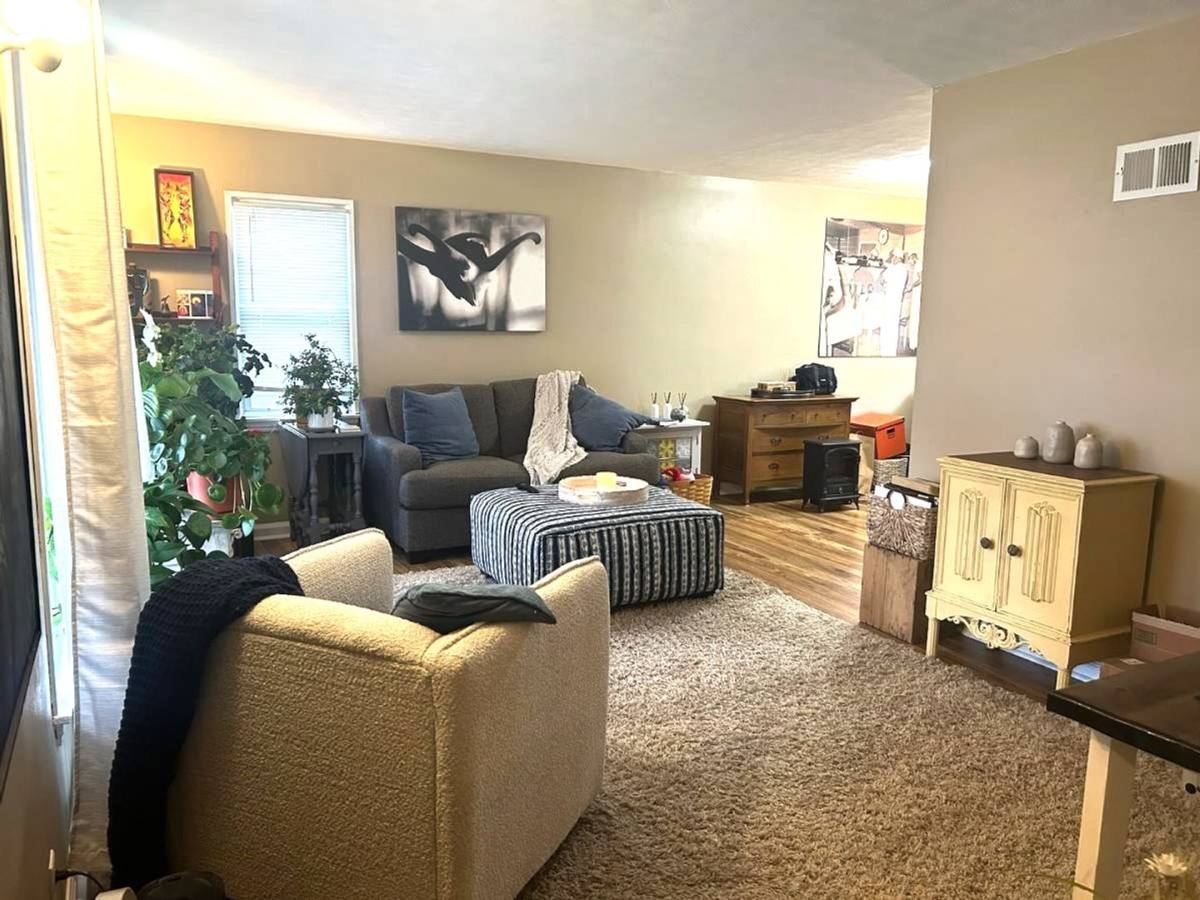 Apartment for rent at 532 Gilbert Ave, Eau Claire, WI 54701
