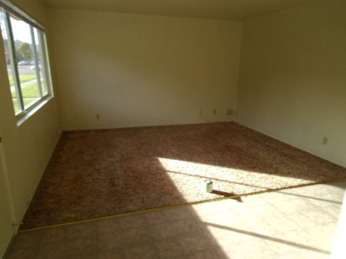 Apartment for rent at 111, 117, 119 W Locust, Lompoc, CA 93436