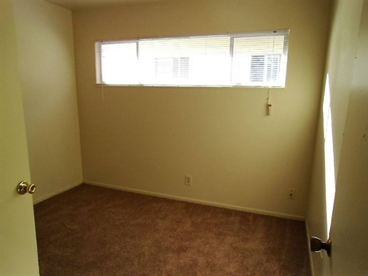 Apartment for rent at 111, 117, 119 W Locust, Lompoc, CA 93436