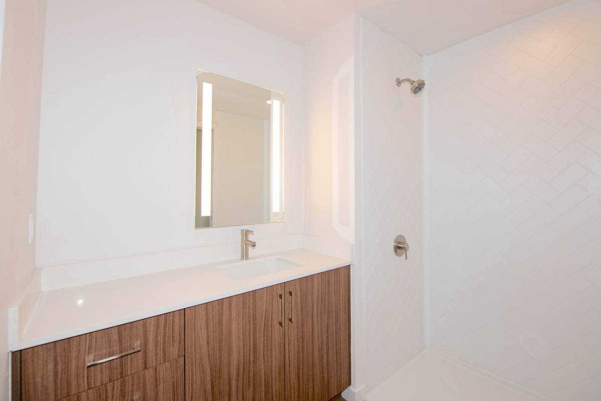 Apartment for rent at 2853 W Blvd #601, Los Angeles, CA 90016