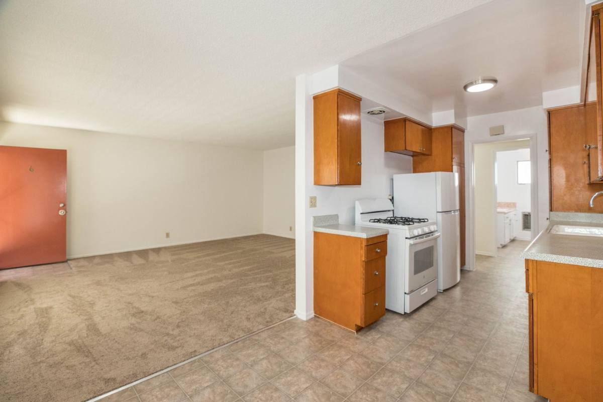 Condo for rent at 808 6th St #6, Santa Monica, CA 90403