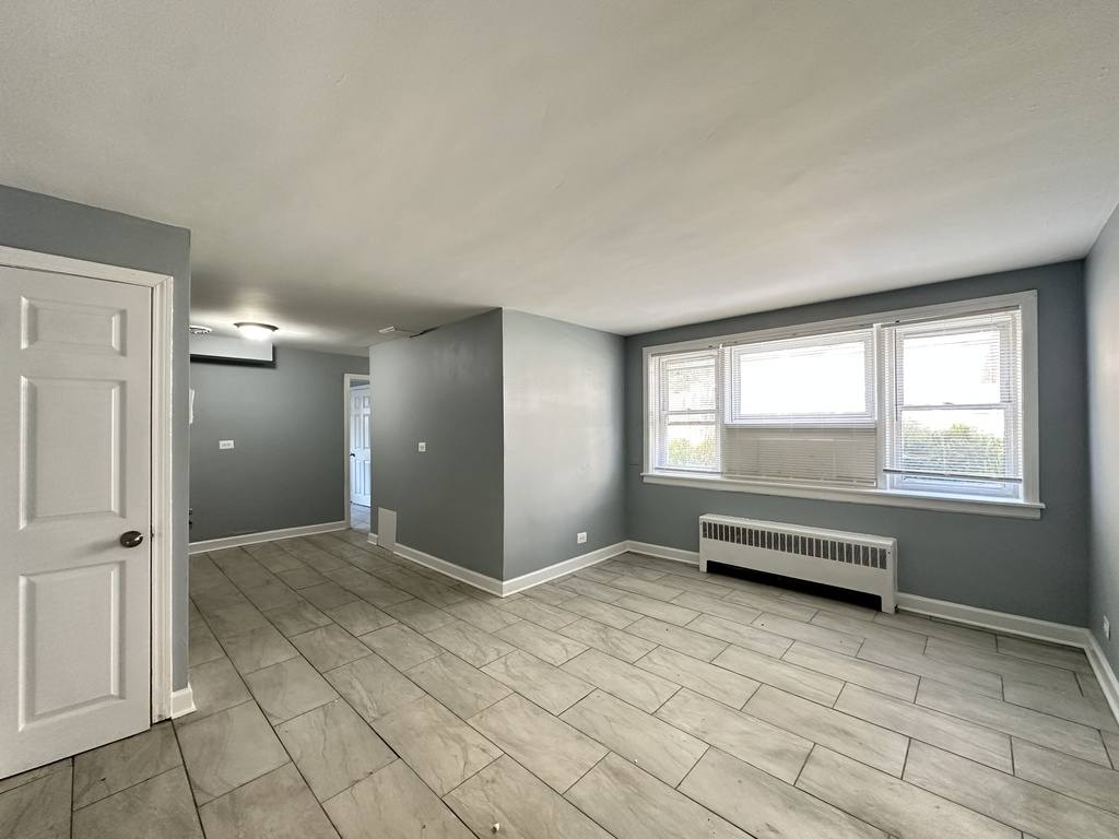 Apartment for rent at 6725 California #DNG, Chicago, IL 60645