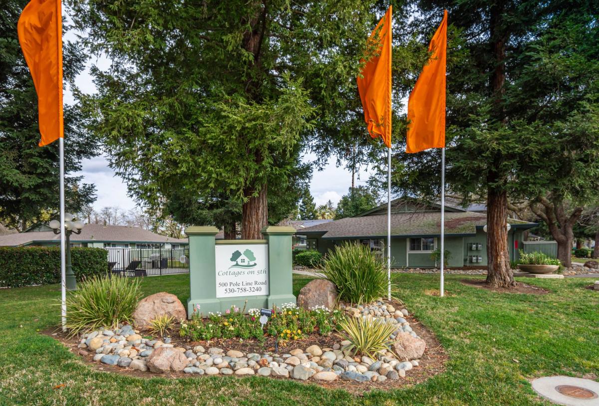 Apartment for rent at 500 Pole Line Rd, Davis, CA 95618