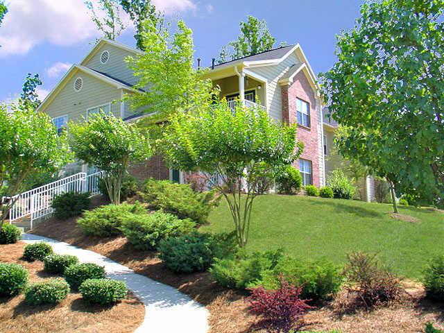 Apartment for rent at 4480 Platinum Dr, Greensboro, NC 27409