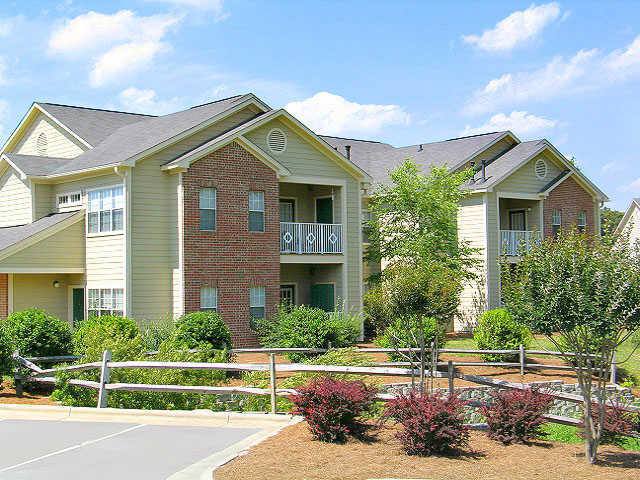 Apartment for rent at 4480 Platinum Dr, Greensboro, NC 27409