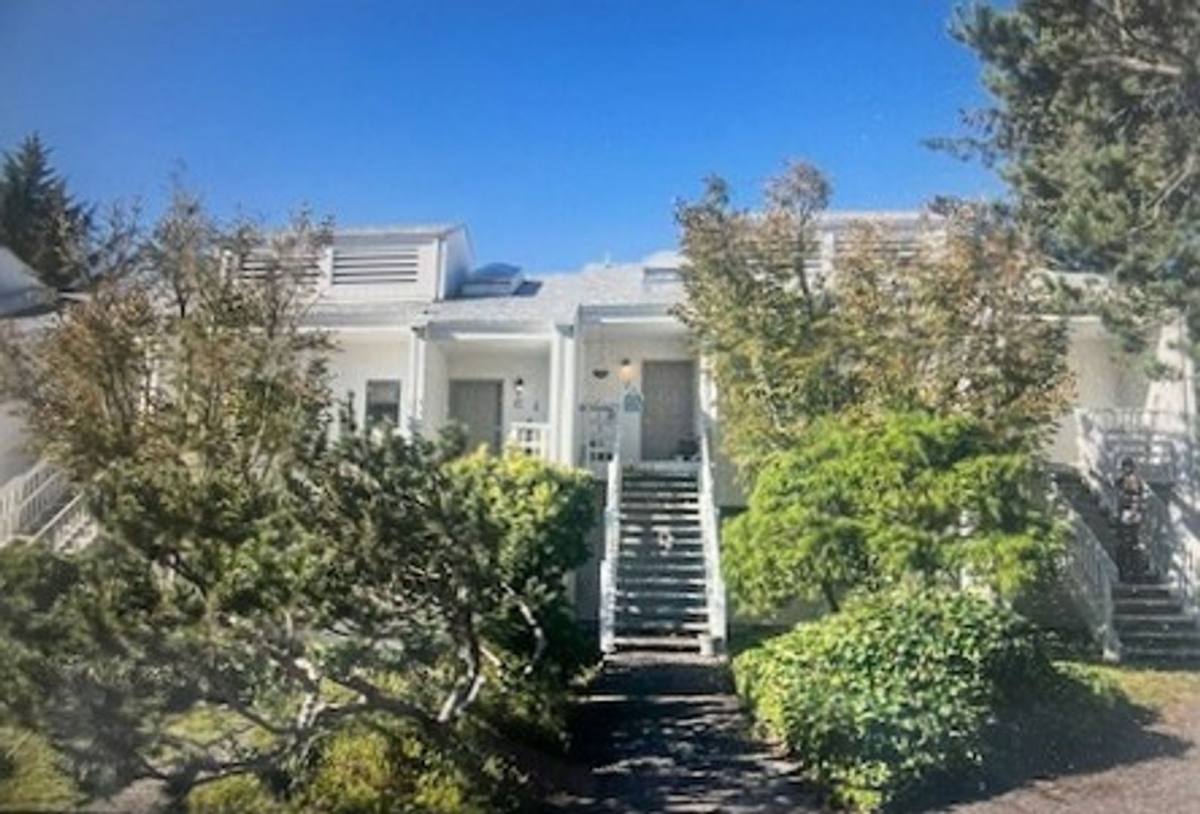 Apartment for rent at 2160 Lewis & Clark Rd, Seaside, OR 97138