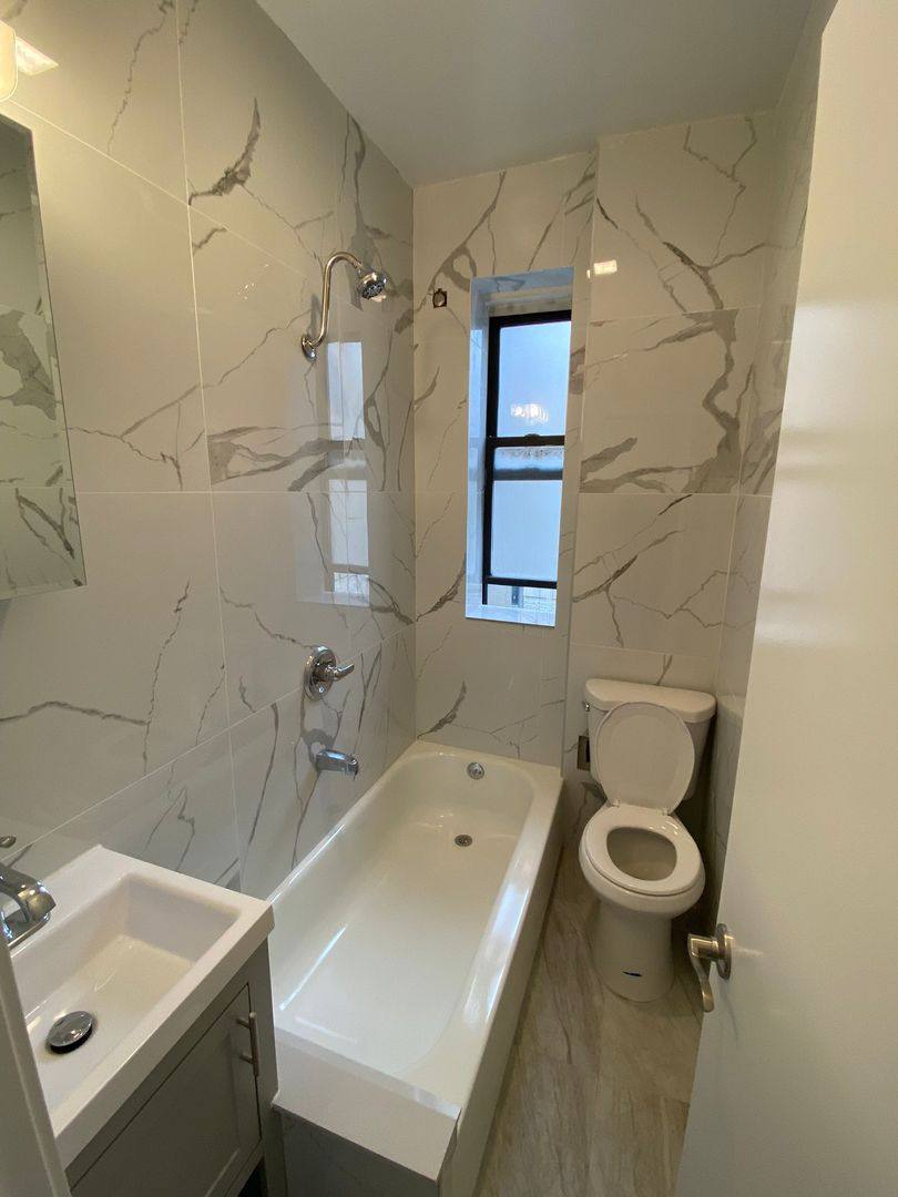 Apartment for rent at 502 E 189th St, Bronx, NY 10458