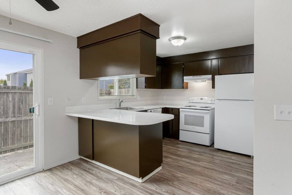 Apartment for rent at 750 E St, Lebanon, OR 97355
