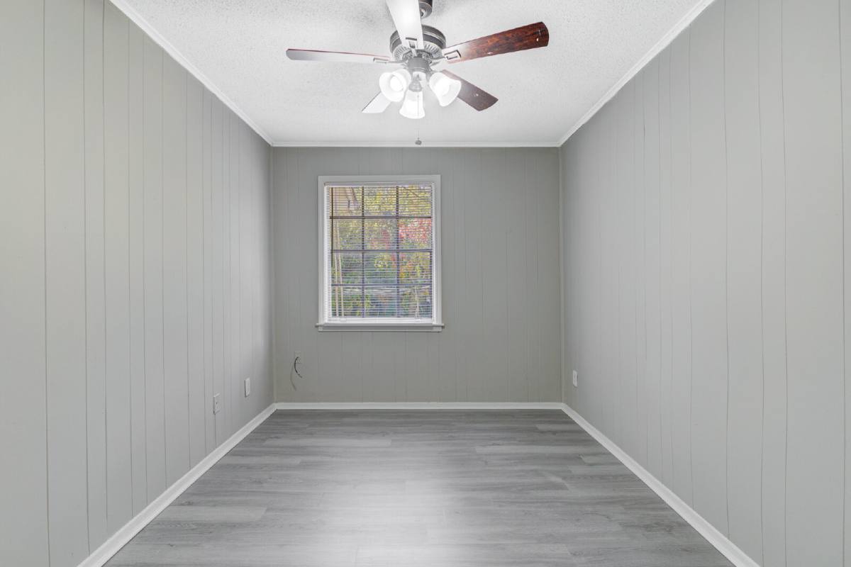 Townhouse for rent at 2291 Madison Ave, Memphis, TN 38104