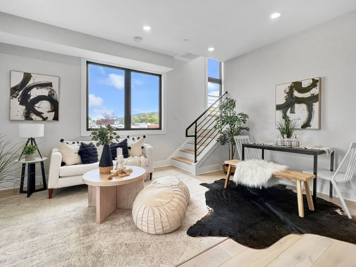 Apartment for rent at 1026 18th St NE, Washington, DC 20002