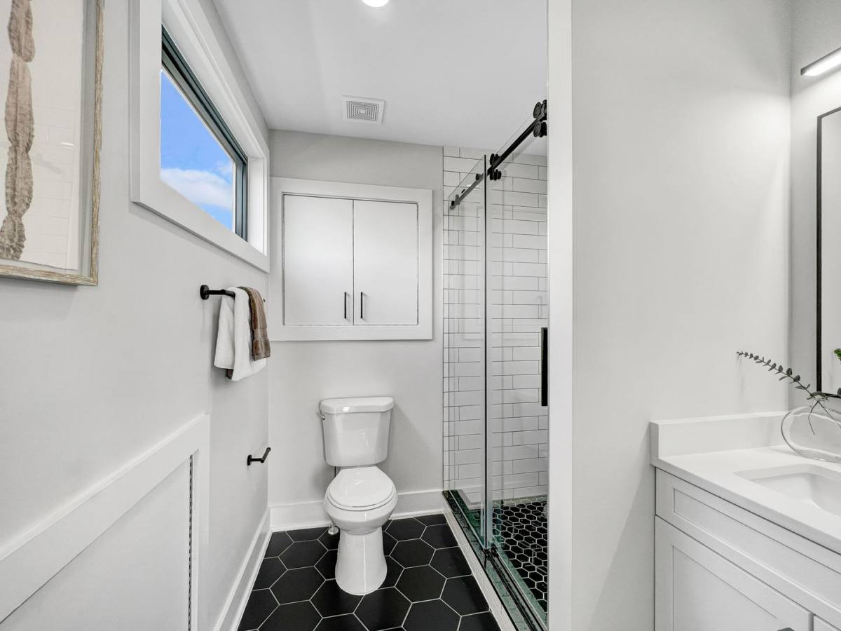 Apartment for rent at 1026 18th St NE, Washington, DC 20002