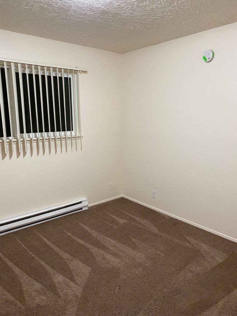 Apartment for rent at 1038 NE 21st St, Hillsboro, OR 97124