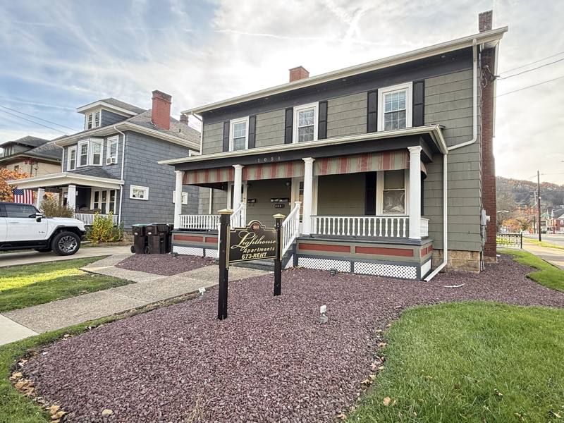 Apartment for rent at 1051 Elk St, Franklin, PA 16323