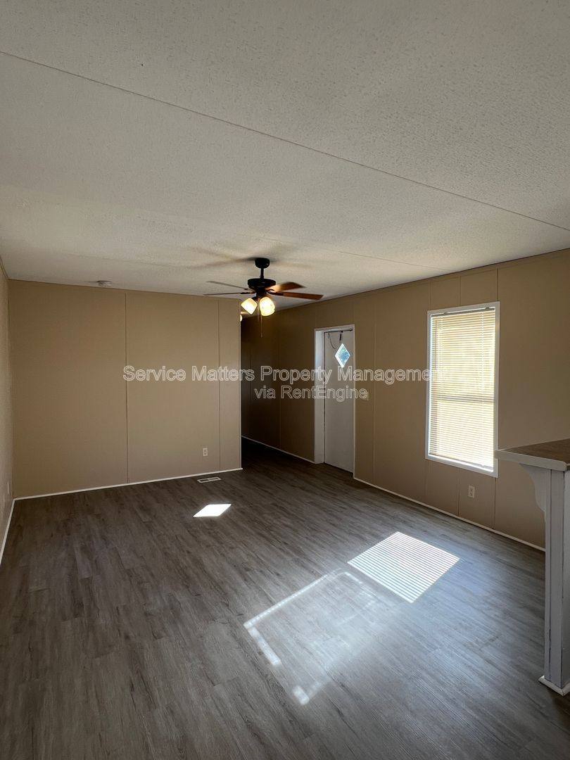 House for rent at 4825 Douglas Dr, Milton, FL 32583