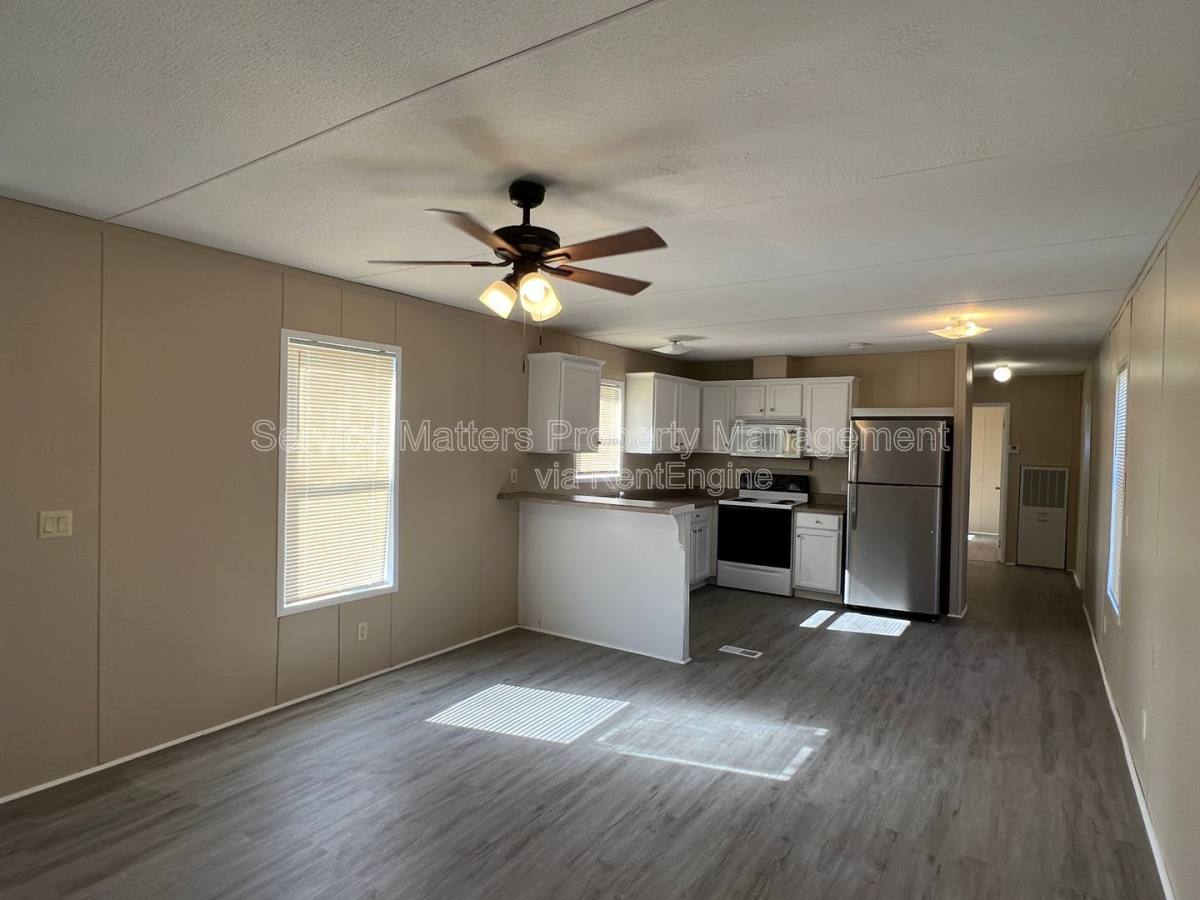 House for rent at 4825 Douglas Dr, Milton, FL 32583