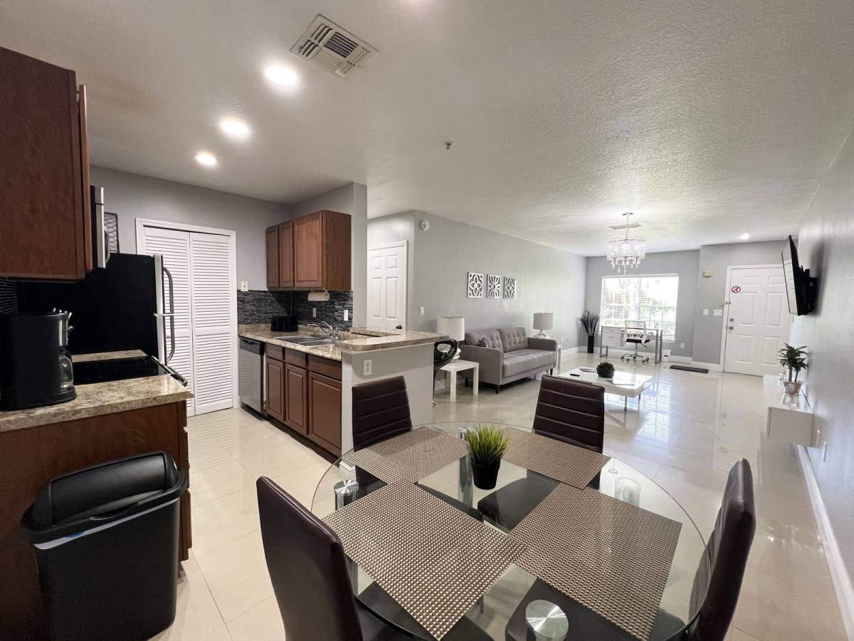 Apartment for rent at 4324 S Kirkman Rd, Orlando, FL 32811