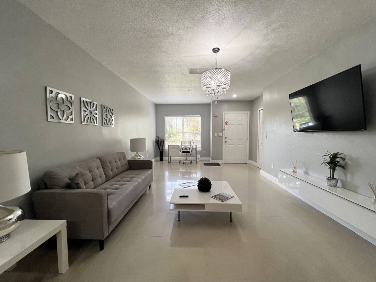 Apartment for rent at 4324 S Kirkman Rd, Orlando, FL 32811