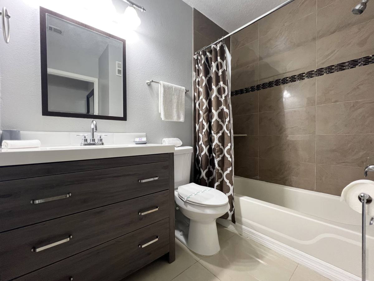 Apartment for rent at 4324 S Kirkman Rd, Orlando, FL 32811