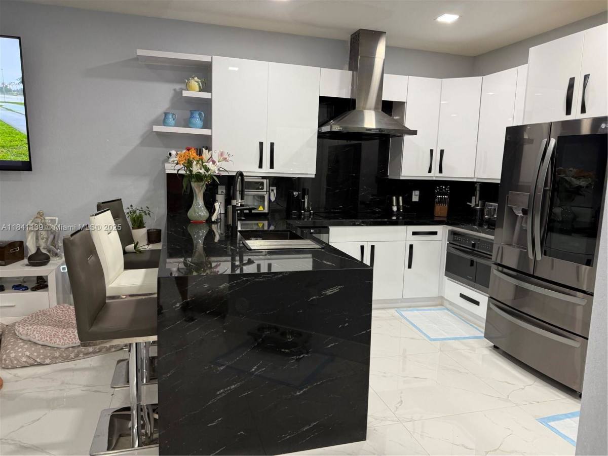 Townhouse for rent at 11300 SW 236 Lane, Homestead, FL 33032