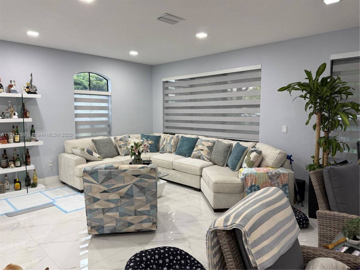 Townhouse for rent at 11300 SW 236 Lane, Homestead, FL 33032