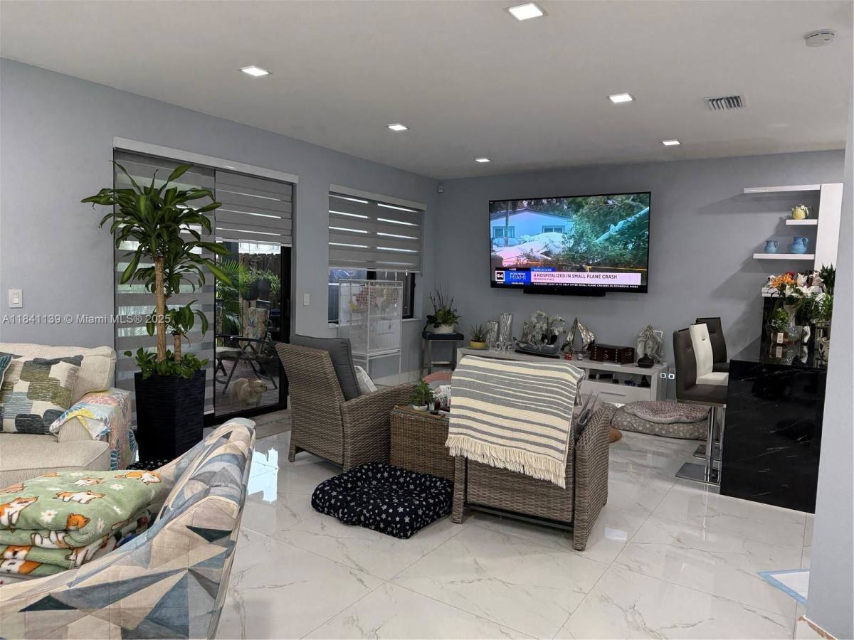 Townhouse for rent at 11300 SW 236 Lane, Homestead, FL 33032