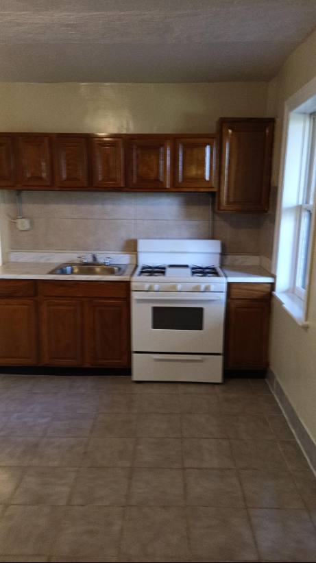 Apartment for rent at 1154 New York, Wallkill, NY 12589