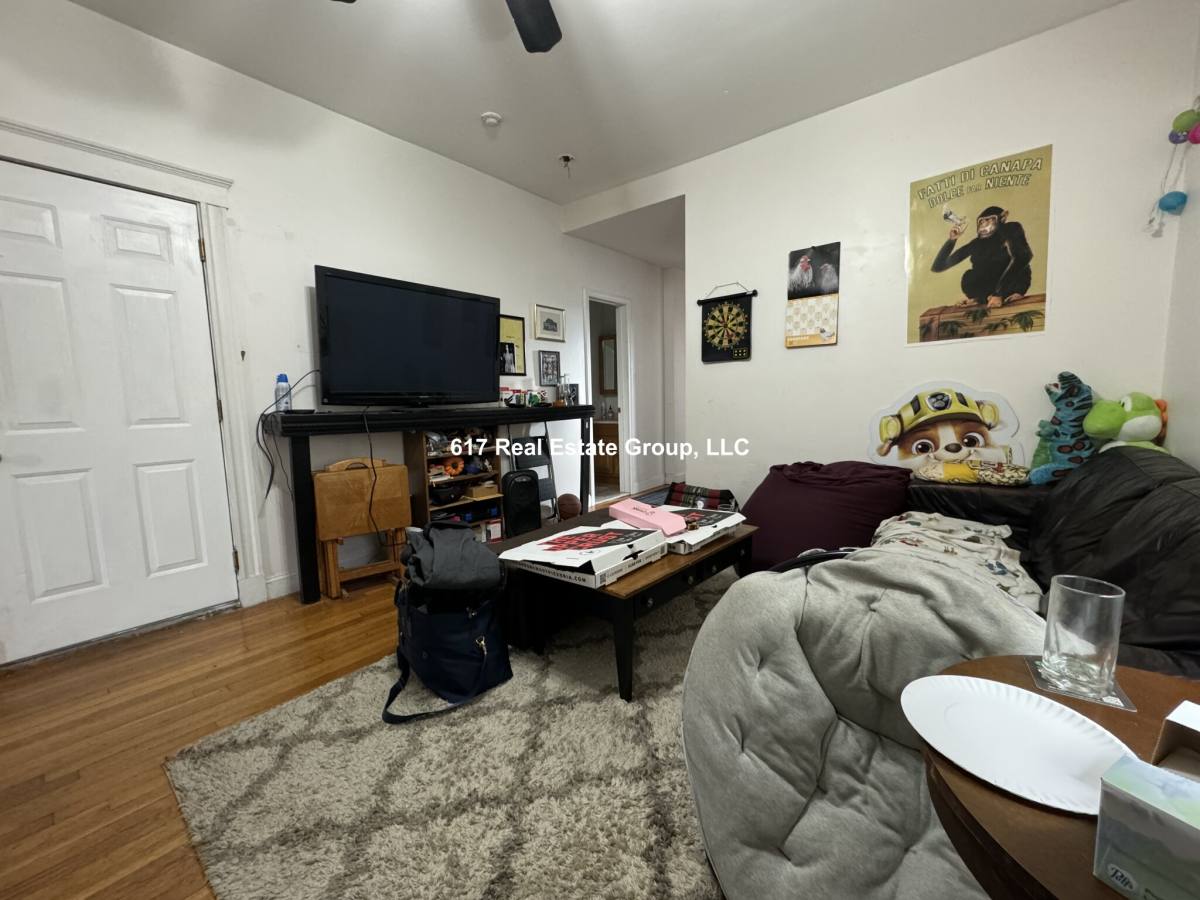Apartment for rent at 33 Egremont St #3L, Brighton, MA 02135