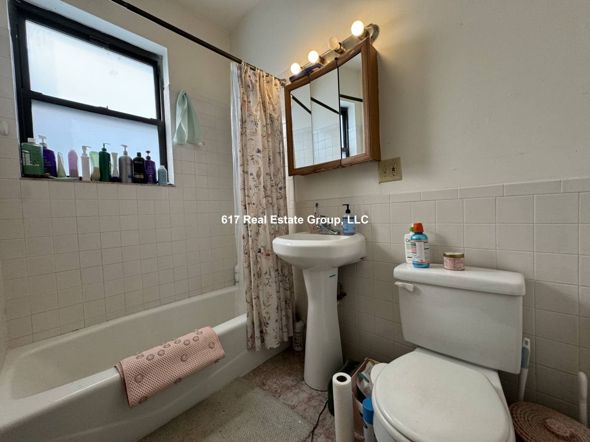 Apartment for rent at 33 Egremont St #3L, Brighton, MA 02135
