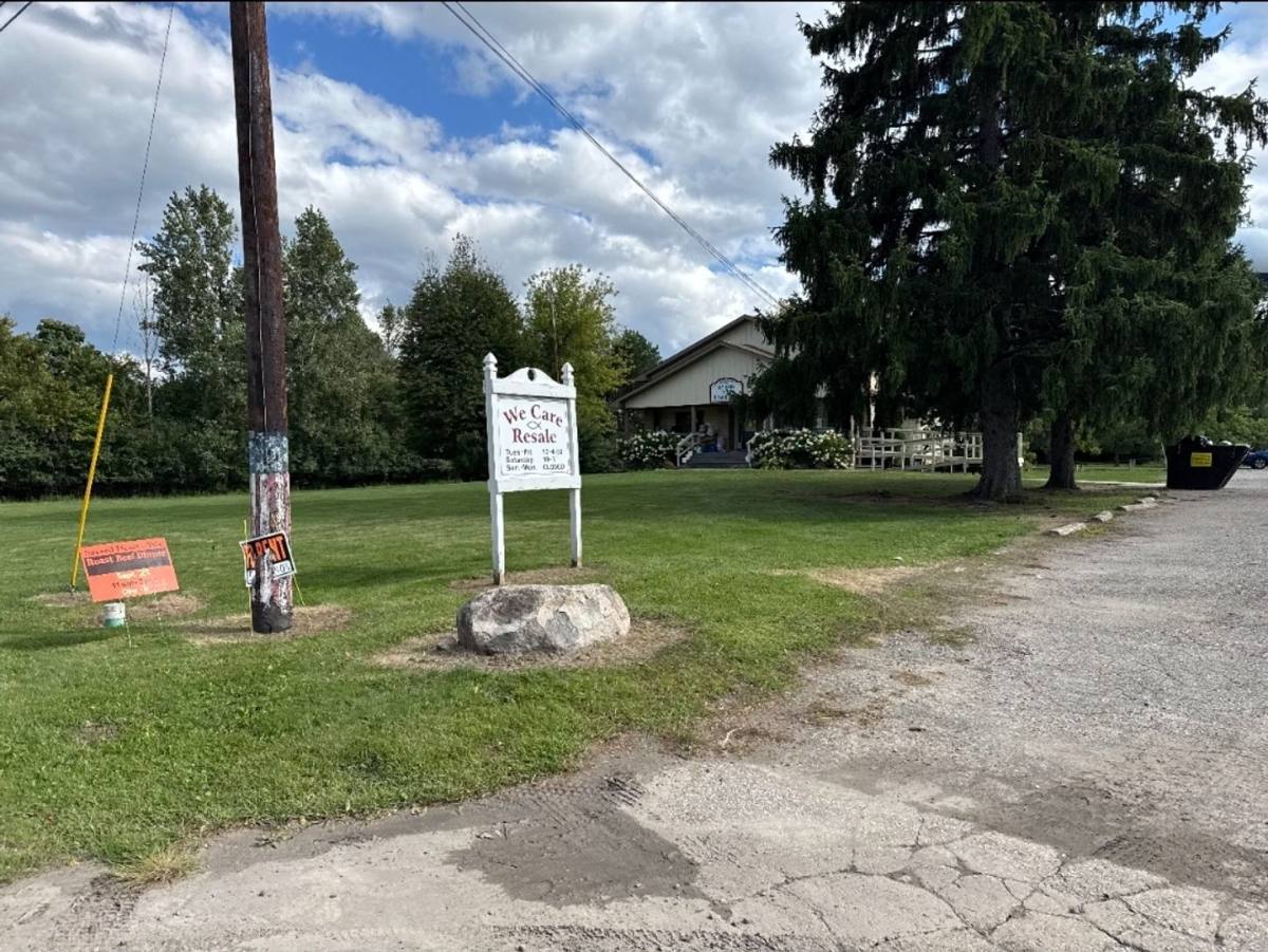 House for rent at 516 N St, Yale, MI 48097