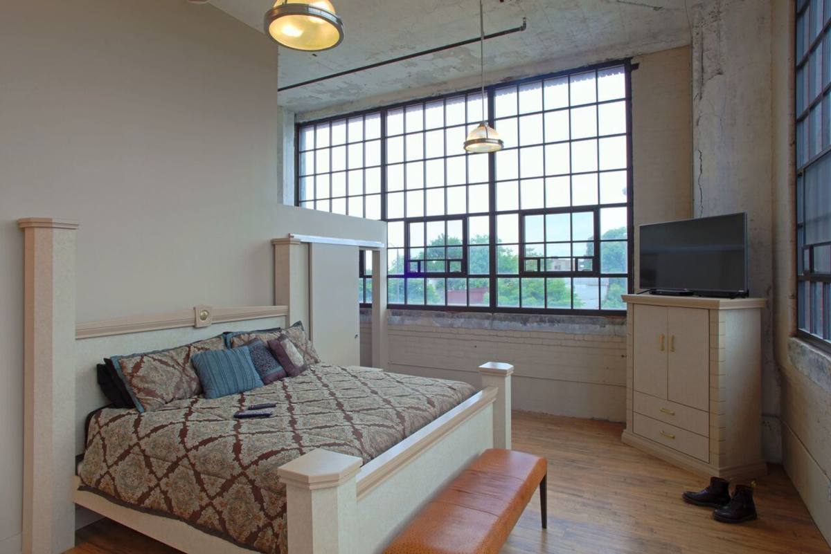 Apartment for rent at 2320 Superior Ave, Cleveland, OH 44114