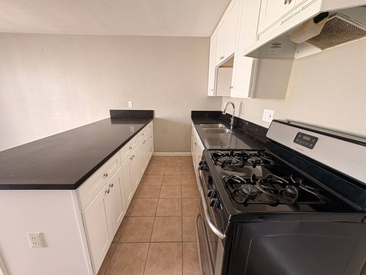 Apartment for rent at 24238 Postal Ave #6, Moreno Valley, CA 92553