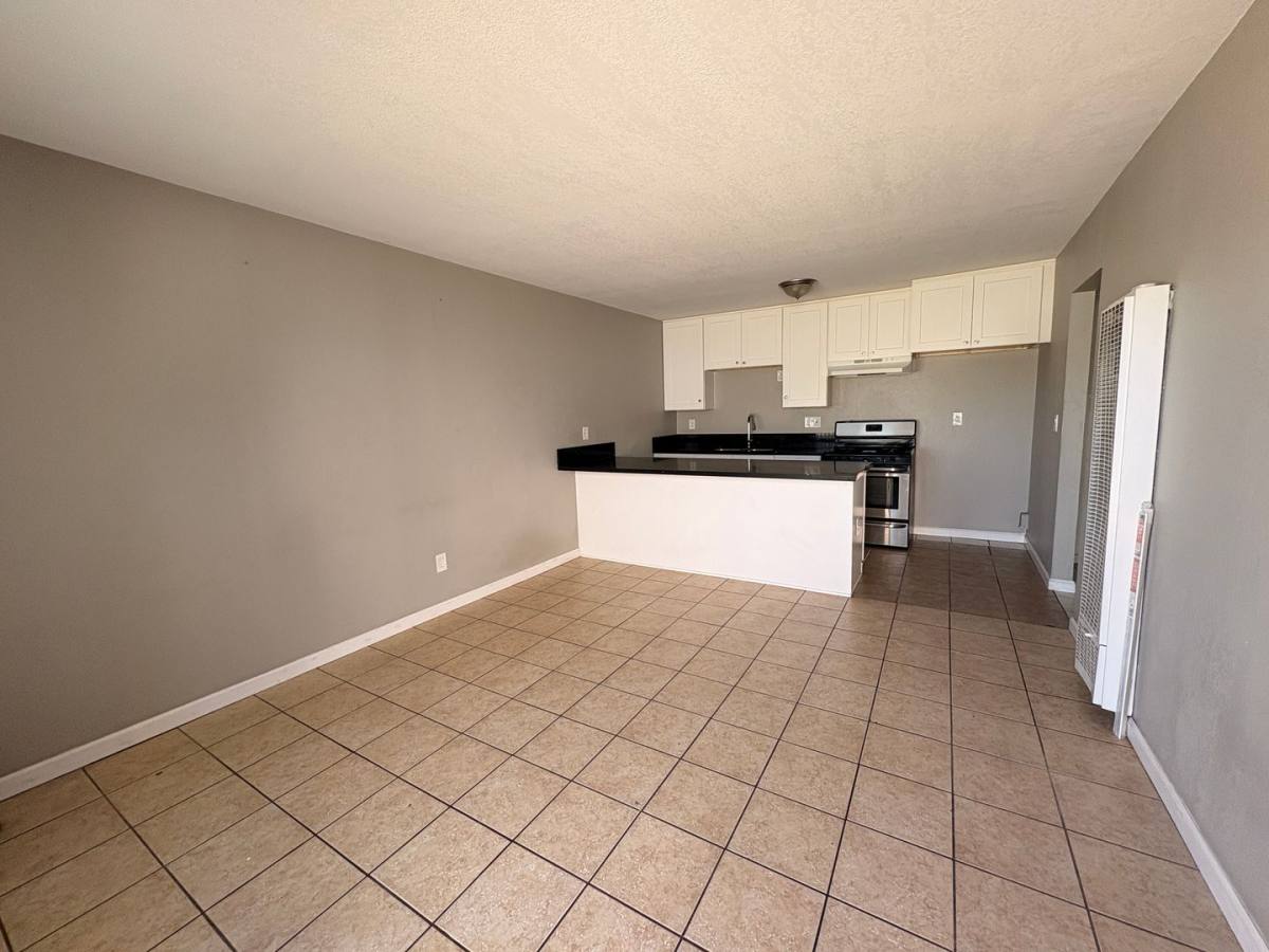 Apartment for rent at 24238 Postal Ave #6, Moreno Valley, CA 92553