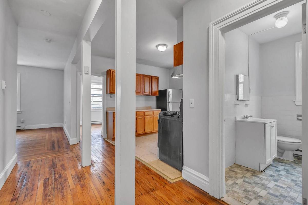 Apartment for rent at 608-612 George St, New Haven, CT 06511