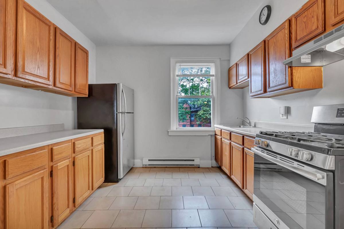 Apartment for rent at 608-612 George St, New Haven, CT 06511