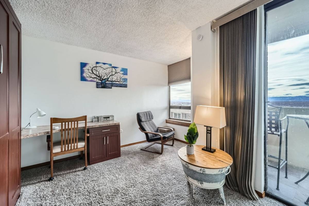 Apartment for rent at 1020 15th St, Denver, CO 80202
