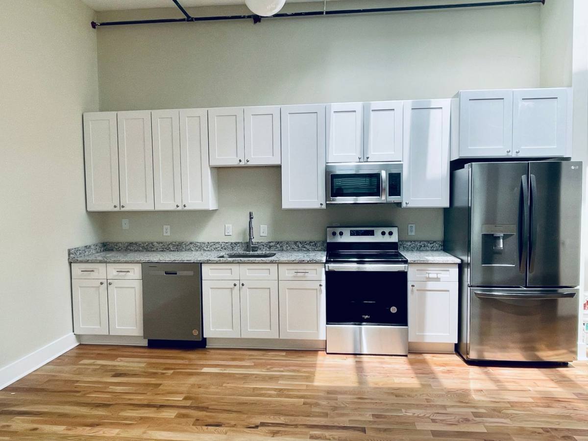 Apartment for rent at 121-129 S Main St, Madison, GA 30650
