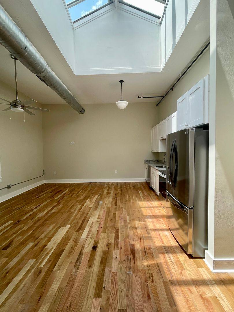 Apartment for rent at 121-129 S Main St, Madison, GA 30650