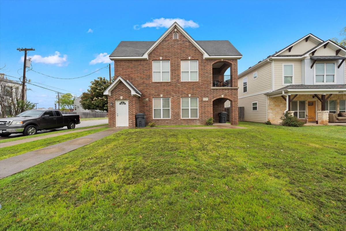 Apartment for rent at 1425 James Ave, Waco, TX 76706