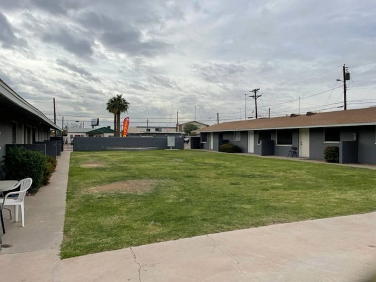 Apartment for rent at 2414 W Devonshire Ave, Phoenix, AZ 85015