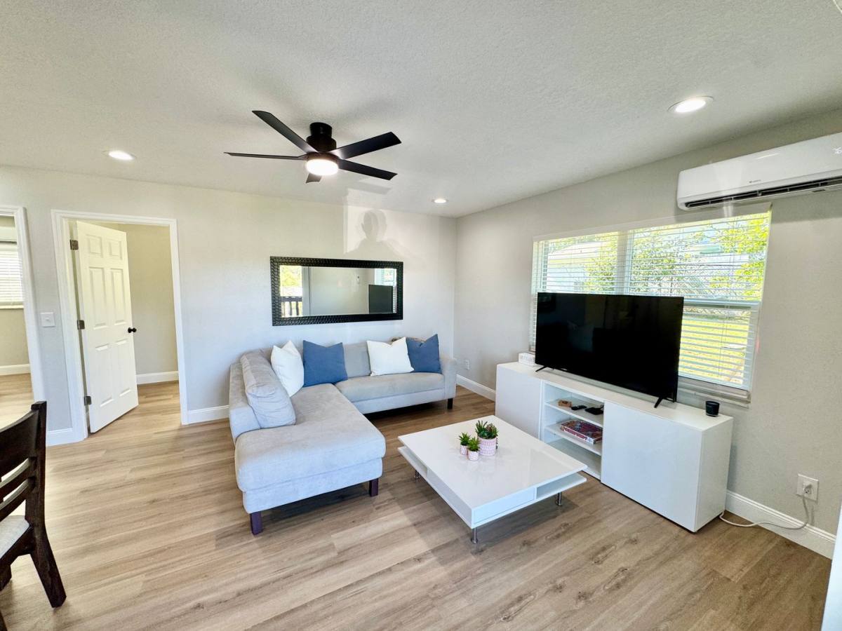 Apartment for rent at 439 Carroll St, Clermont, FL 34711