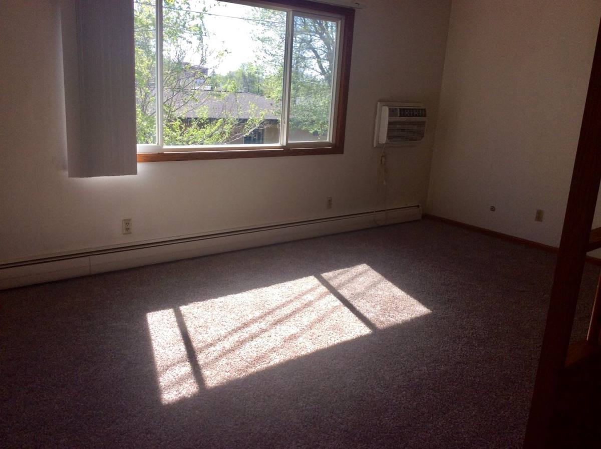 Apartment for rent at 138 13th Ave W, Dickinson, ND 58601