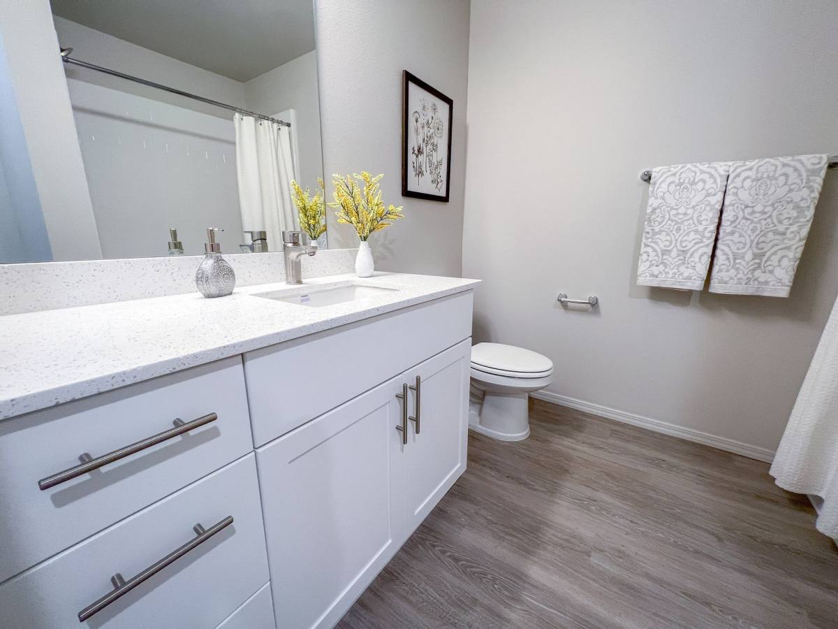 Apartment for rent at 1840 SW 15th St, Redmond, OR 97756